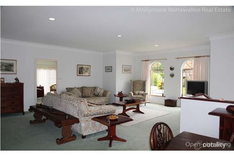 Property photo of 17 Sagittarius Way Narrawallee NSW 2539