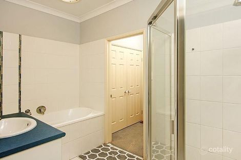 Property photo of 5 Marigold Close Springfield Lakes QLD 4300