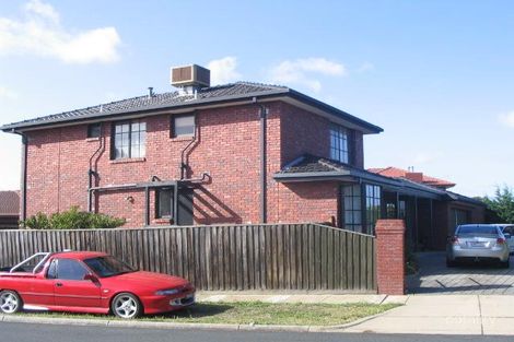8 Dunbar Ct, Keilor Downs, VIC 3038