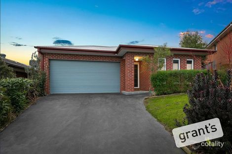 Property photo of 6 Clarendon Street Pakenham VIC 3810