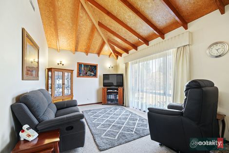 Property photo of 2/3 Baxter Court Moe VIC 3825
