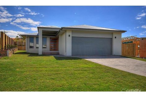 9 Sunbird Ct, Elanora, QLD 4221