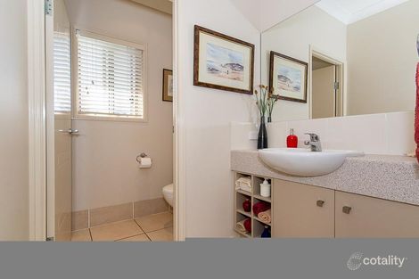 Property photo of 32 Kooringal Way Sandstone Point QLD 4511