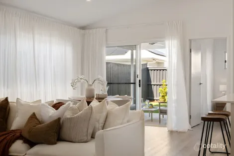 Property photo of 27 Cradle Crescent Banya QLD 4551