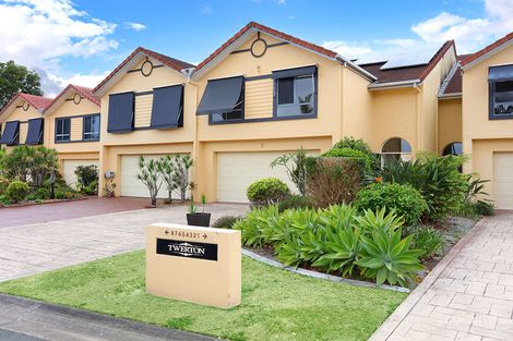 109/125 Santa Cruz Bvd, Clear Island Waters, QLD 4226