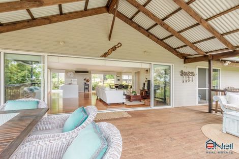 Property photo of 33 Derry Avenue Mount Nasura WA 6112