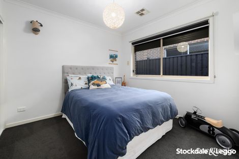 Property photo of 14 Water Fern Grove Greenvale VIC 3059