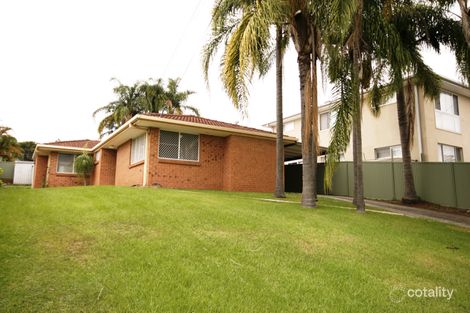 7 Warratina St, Labrador, QLD 4215