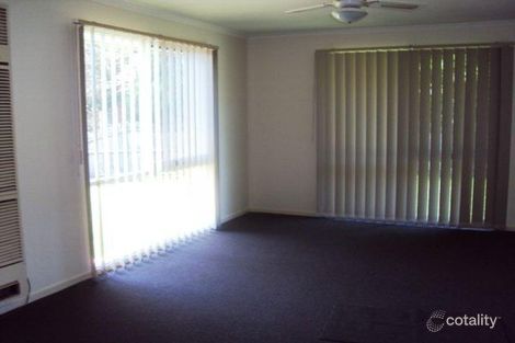 Property photo of 8 Rose Lane Cranbourne VIC 3977
