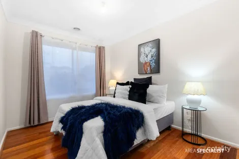 Property photo of 4 Swan Street Werribee VIC 3030