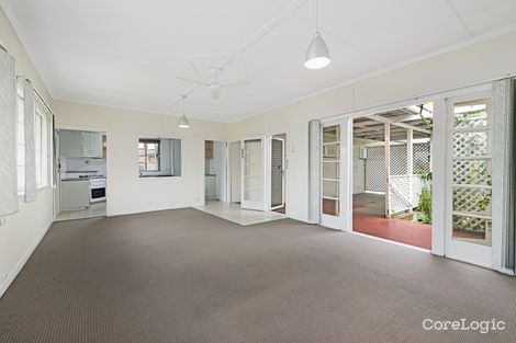 Property photo of 26 Oatland Crescent Holland Park West QLD 4121