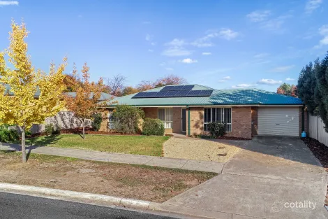 Property photo of 2/4 Cambridge Drive Mansfield VIC 3722