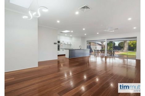 Property photo of 2 Eileen Street Picnic Point NSW 2213