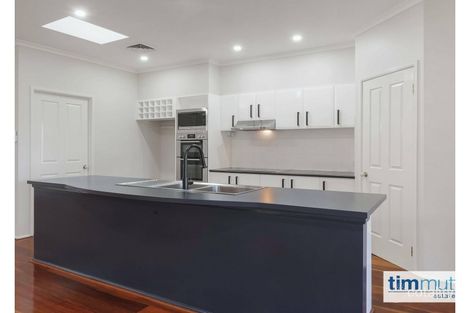Property photo of 2 Eileen Street Picnic Point NSW 2213