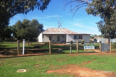 15 Randall St, Moorbel, NSW 2804