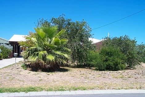 6 Gregory Ct, Two Rocks, WA 6037