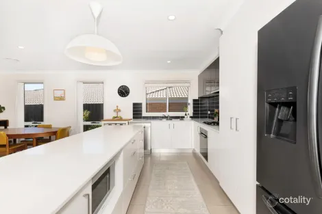 Property photo of 6 Calyute Street Bonner ACT 2914