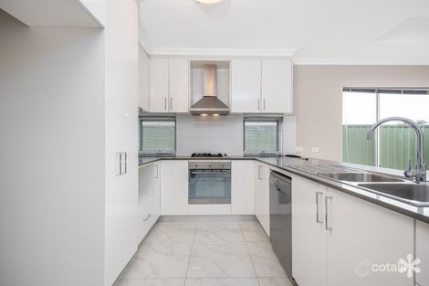 21a Heal St, Hamilton Hill, WA 6163