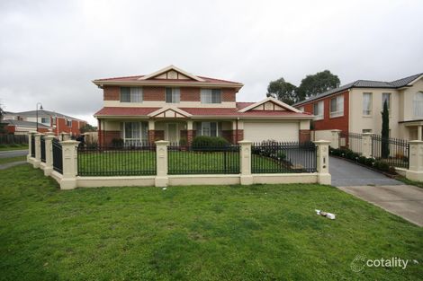 13 Petalnina Dr, Wantirna, VIC 3152