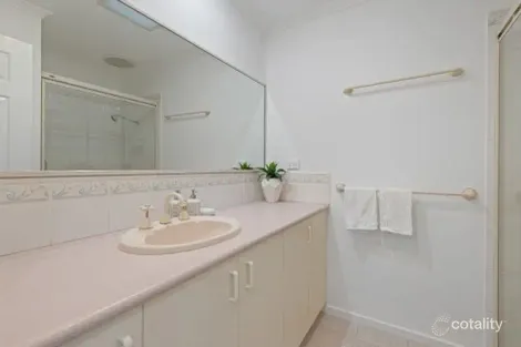 Property photo of 33/24 Highfield Avenue Blackburn South VIC 3130