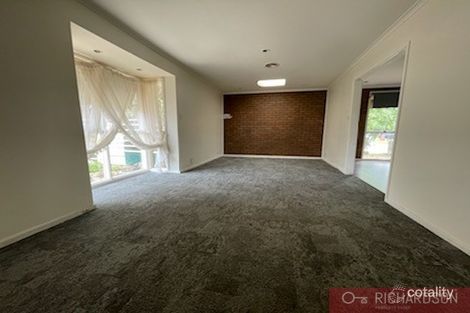 Property photo of 32 Baggott Drive Hoppers Crossing VIC 3029
