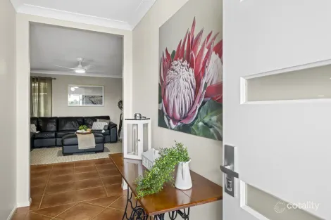 Property photo of 2 Bunya View Drive Highfields QLD 4352