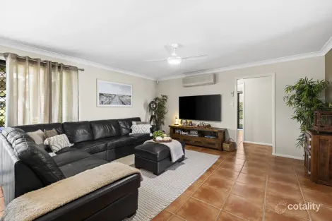 Property photo of 2 Bunya View Drive Highfields QLD 4352