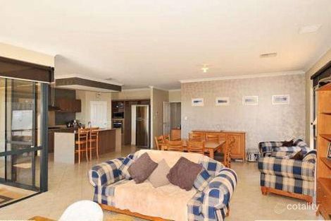 Property photo of 29 Grasshill Grange Halls Head WA 6210