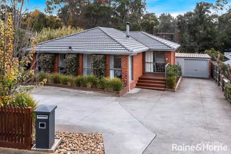 50 Higgins Ave, Sunbury, VIC 3429