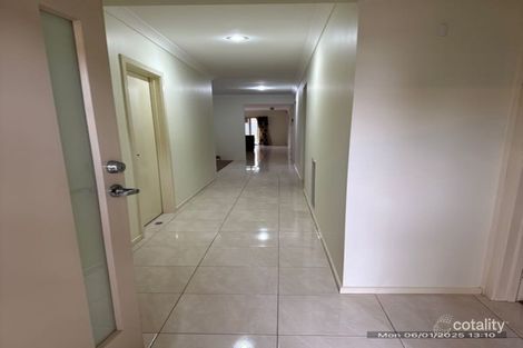 Property photo of 147 Hummingbird Boulevard Tarneit VIC 3029