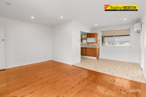 Property photo of 52 Crawford Road Doonside NSW 2767