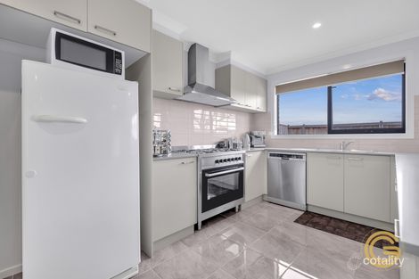Property photo of 15 Mare Close Cranbourne East VIC 3977