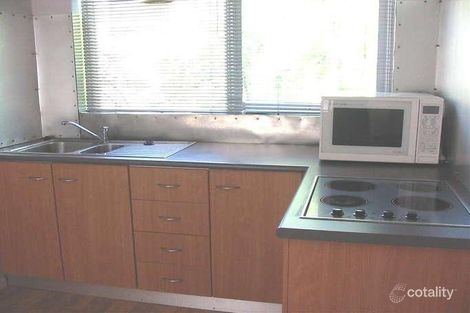 Property photo of 18/4 Wando Grove St Kilda East VIC 3183
