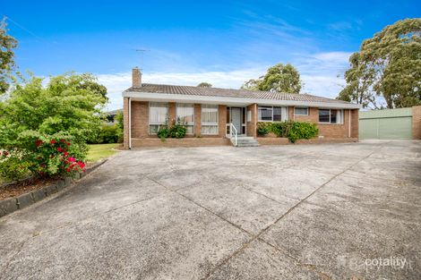 Property photo of 8 Fountain Drive Narre Warren VIC 3805