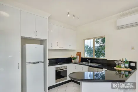 Property photo of 4/41 Sims Esplanade Yorkeys Knob QLD 4878