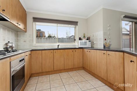 Property photo of 6 Sefton Lane Caroline Springs VIC 3023