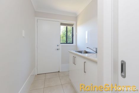 Property photo of 3B Terrazzo Court Dubbo NSW 2830