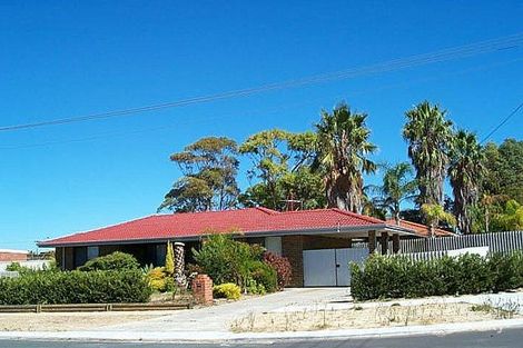 55 Emperor Ave, Beldon, WA 6027