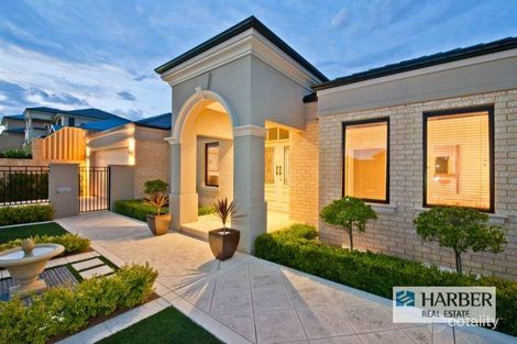 8 Perissa Rd, Iluka, WA 6028