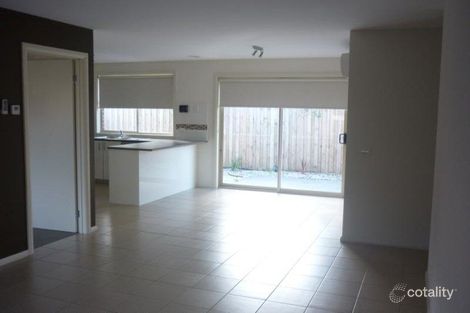 Property photo of 2/2 Cosgrove Street Breakwater VIC 3219