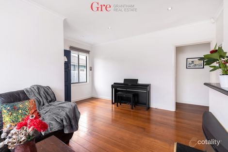 Property photo of 1/128 Boldrewood Parade Reservoir VIC 3073