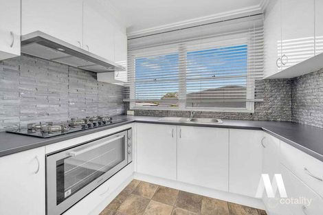 Property photo of 4 Towong Court Dallas VIC 3047