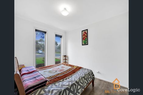 Property photo of 23 Laurence Way Tarneit VIC 3029