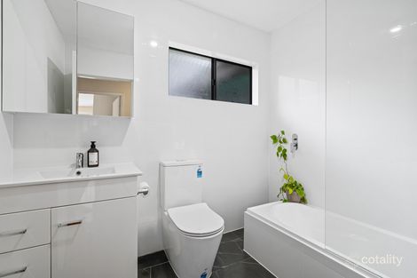 Property photo of 106 Glennie Street Wyoming NSW 2250