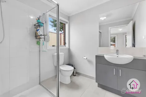 Property photo of 10 Lantern Court Wallan VIC 3756