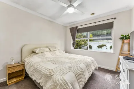 Property photo of 22 Currawong Crescent Mount Gambier SA 5290