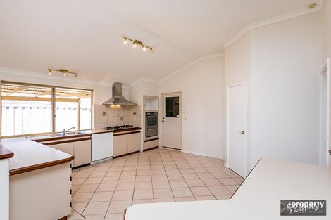Property photo of 4 Garda Grove Joondalup WA 6027