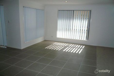 Property photo of 21 Lillypilly Crescent Flinders View QLD 4305