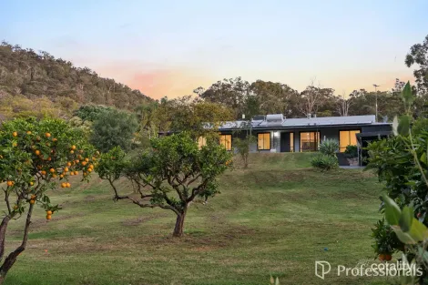 92 Falls Rd, Serpentine, WA 6125