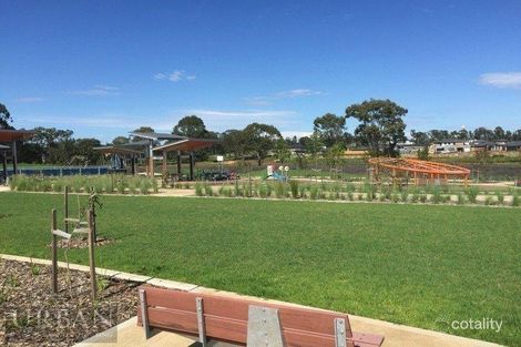 Property photo of 5 Sugarloaf Crescent Colebee NSW 2761